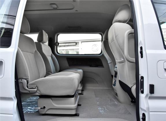 菱智 2018款 M5L 1.6L 7座舒适型 车厢座椅   后排空间