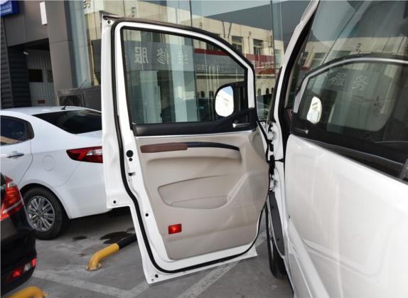 菱智 2018款 M5L 1.6L 7座豪华型 车厢座椅   前门板