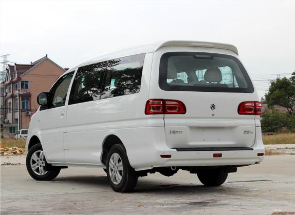 菱智 2018款 M5L 2.0L 7座舒适型 外观   斜后