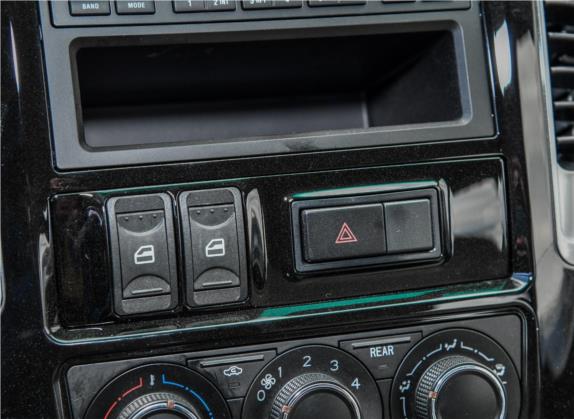 菱智 2018款 M3L 1.6L 7座舒适型 车厢座椅   门窗控制