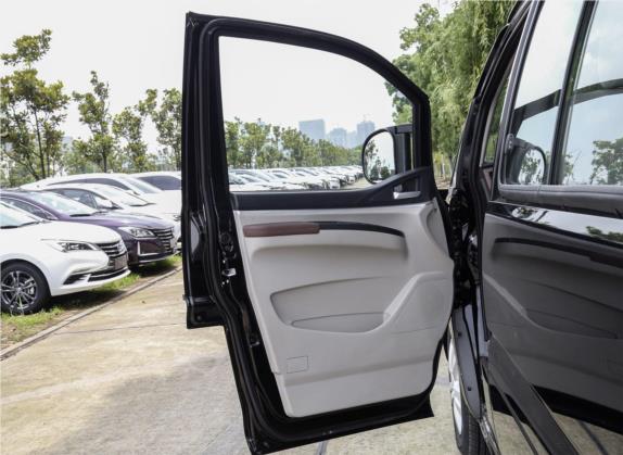 菱智 2019款 M5 1.6L 特供版 6座 车厢座椅   前门板