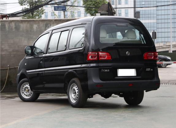菱智 2019款 M5 1.6L 7座特供型 国VI 外观   斜后