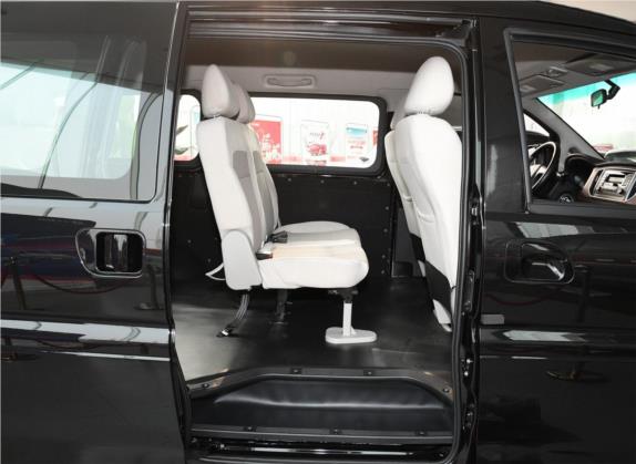 菱智 2019款 改款 M5L 1.6L 7座基本型 国VI 车厢座椅   后排空间