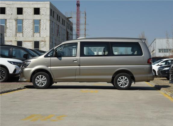 菱智 2020款 M5L 1.6L 豪华型 7座 外观   正侧