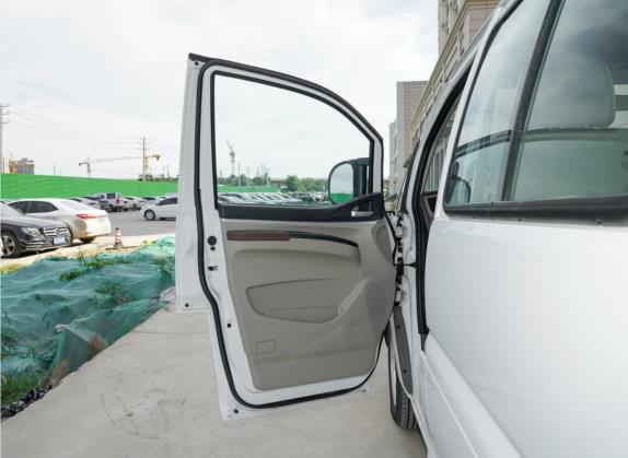 菱智 2020款 M5 1.6L 实用型 车厢座椅   前门板