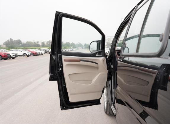 菱智 2020款 M5L 1.6L 实用型 车厢座椅   前门板
