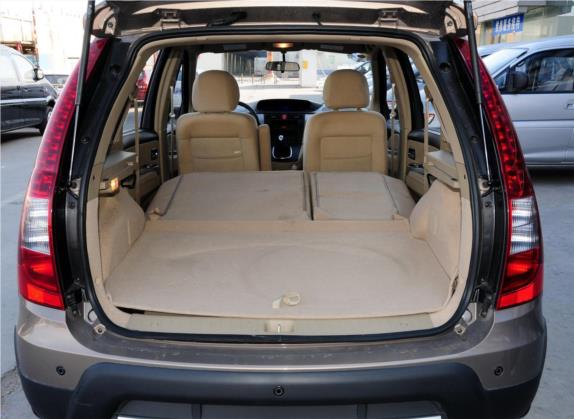 景逸SUV 2012款 1.6L 豪华型 车厢座椅   后备厢