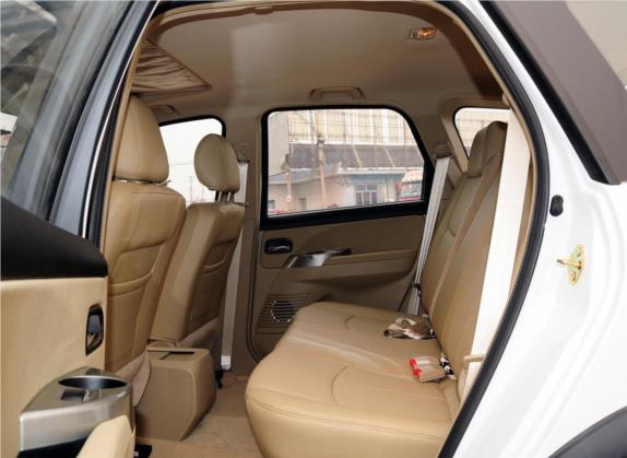 景逸SUV 2012款 1.6L 尊贵型 车厢座椅   后排空间