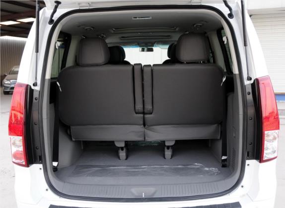 风行CM7 2014款 2.4L 手动行政型 车厢座椅   后备厢