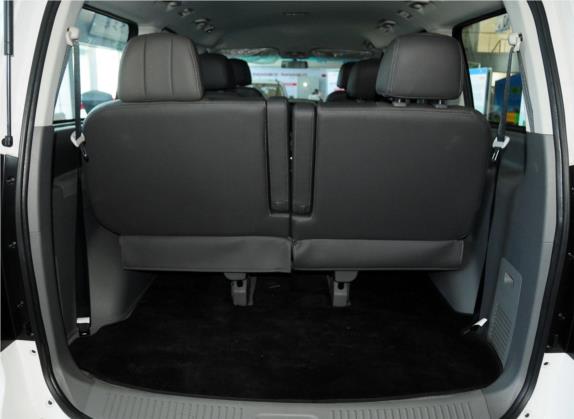 风行CM7 2014款 2.4L 手动公务型 车厢座椅   后备厢