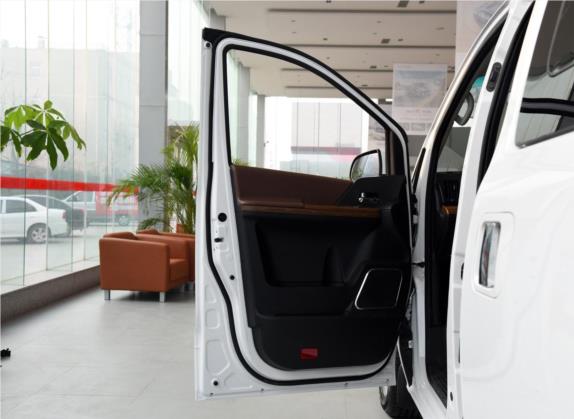 风行CM7 2016款 2.0T 自动尊享型 车厢座椅   前门板