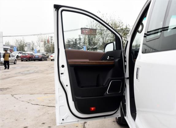 风行CM7 2016款 2.0T 自动尊贵型 车厢座椅   前门板