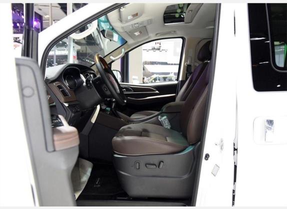 风行CM7 2016款 2.0T 自动旗舰型 车厢座椅   前排空间
