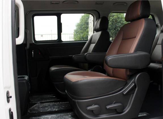 风行CM7 2018款 2.0T 手动尊享型 车厢座椅   后排空间