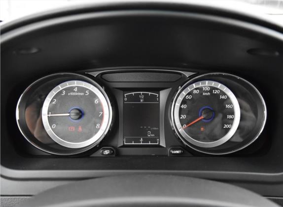 风行CM7 2018款 经典版 2.0T 手动豪华型 中控类   仪表盘