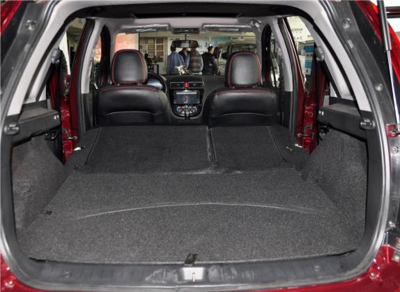 景逸X5 2013款 1.6L 手动尊贵型 车厢座椅   后备厢