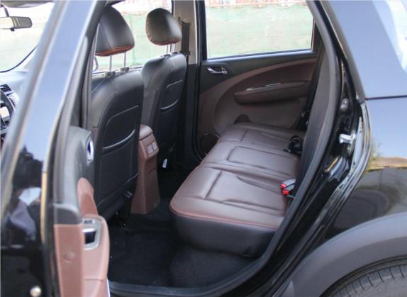 景逸X5 2016款 1.8T 手动豪华型 车厢座椅   后排空间
