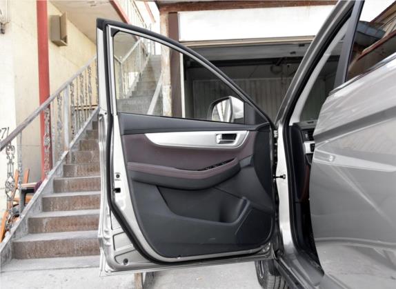 景逸X5 2017款 2.0L 手动豪华型 车厢座椅   前门板