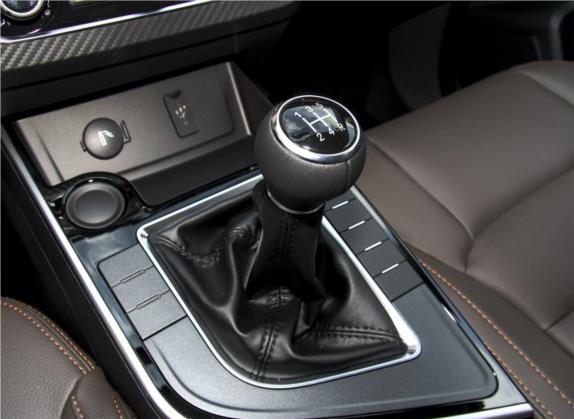 景逸X5 2019款 乐享系列 1.6L 手动惠民型 中控类   挡把