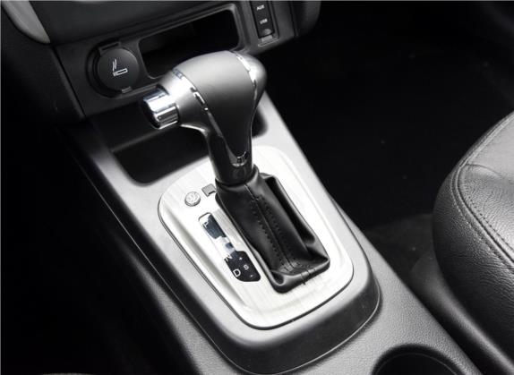 景逸S50 2014款 1.6L CVT尊享型 中控类   挡把