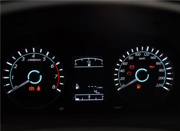 景逸S50 2014款 1.5L 手动尊贵型 中控类   仪表盘
