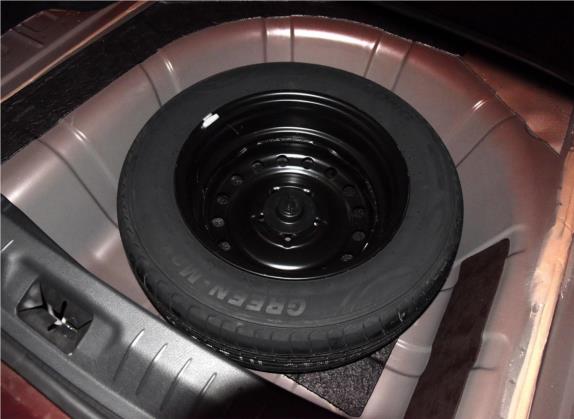 景逸S50 2016款 1.6L CVT尊享型 其他细节类   备胎