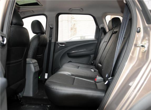 景逸X3 2014款 1.5L 尊享型 车厢座椅   后排空间