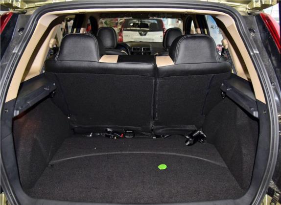景逸X3 2015款 1.5L 舒适型 车厢座椅   后备厢