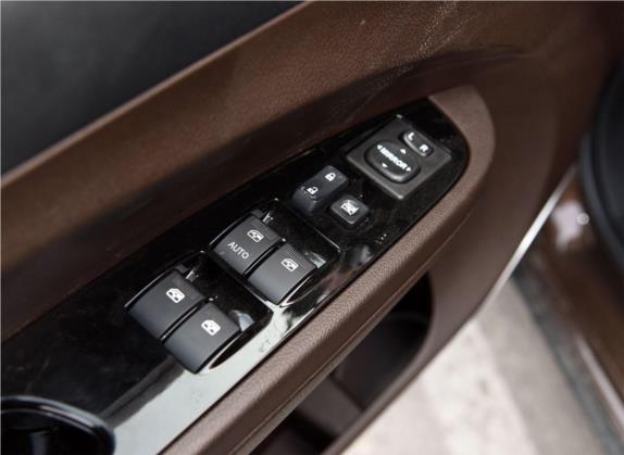 景逸X3 2017款 1.5L 手动豪华型 车厢座椅   门窗控制