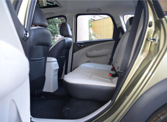 景逸XV 2015款 1.6L CVT豪华型 车厢座椅   后排空间
