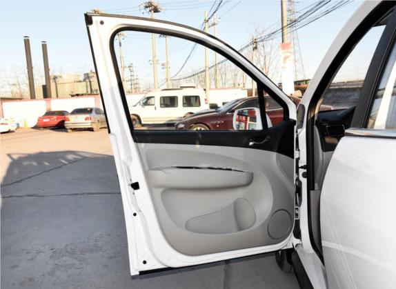 景逸XV 2016款 1.6L CVT豪华型 车厢座椅   前门板