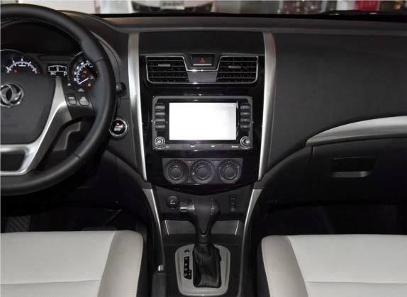 风行S500 2016款 1.6L CVT尊贵型 中控类   中控台