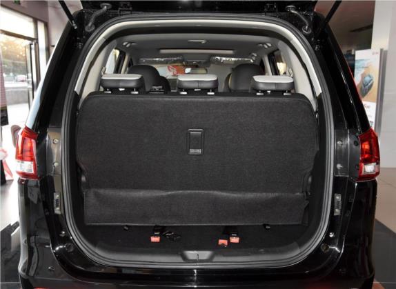 风行S500 2016款 1.6L CVT尊贵型 车厢座椅   后备厢