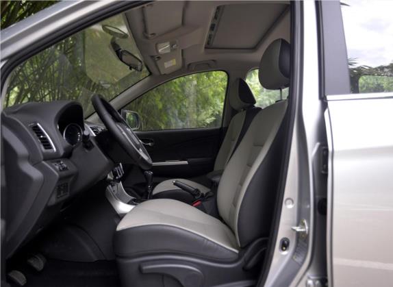 风行S500 2016款 1.5L 手动尊享型 车厢座椅   前排空间