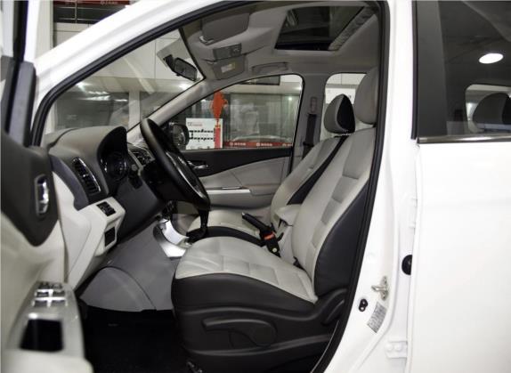 风行S500 2016款 1.6L 手动尊享型 车厢座椅   前排空间