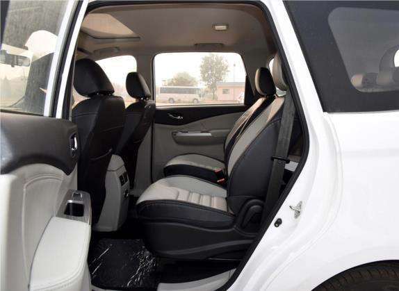 风行S500 2017款 1.5L 手动豪华型 车厢座椅   后排空间