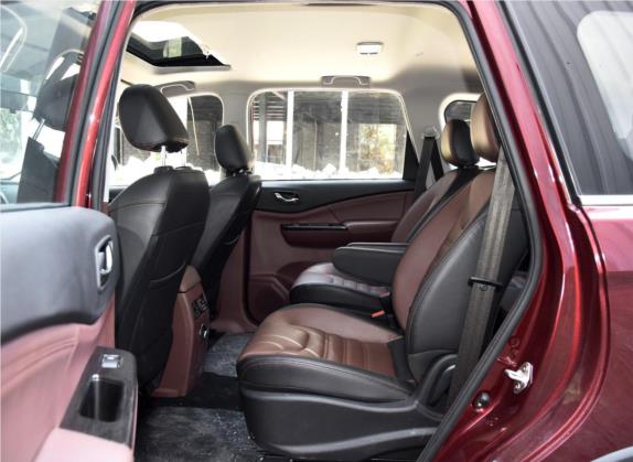 风行SX6 2016款 2.0L 手动尊享型 车厢座椅   后排空间