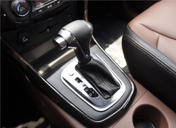 风行SX6 2016款 1.6L CVT尊享型 中控类   挡把
