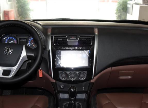 风行SX6 2016款 1.6L 手动豪华型 中控类   中控台