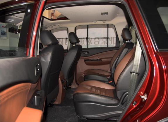 风行SX6 2016款 1.6L CVT豪华型 车厢座椅   后排空间