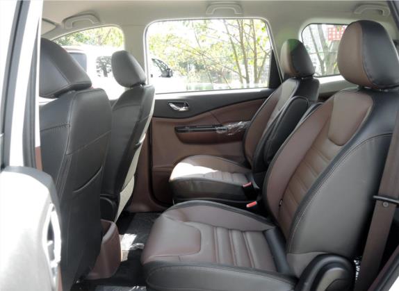 风行SX6 2016款 1.6L CVT精英型 车厢座椅   后排空间