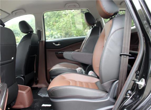 风行SX6 2018款 1.6L 手动精英型 车厢座椅   后排空间