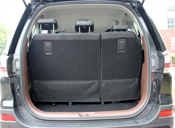 风行SX6 2018款 1.6L 手动精英型 车厢座椅   后备厢