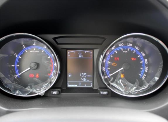 风行SX6 2018款 1.6L 手动精英型 中控类   仪表盘