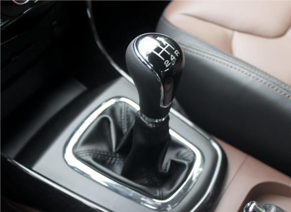 风行SX6 2018款 1.6L 手动精英型 中控类   挡把