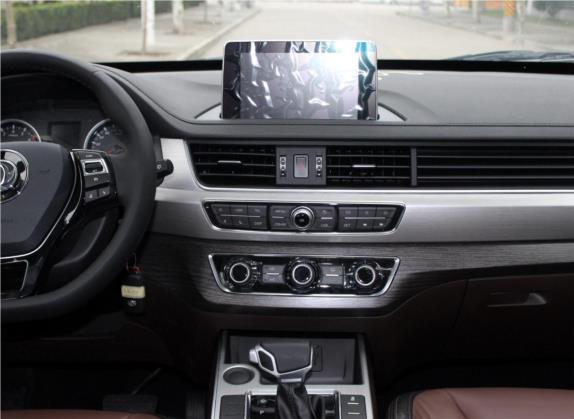 风行SX6 2018款 1.6L CVT豪华型 中控类   中控台