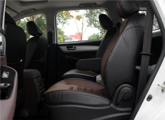 风行SX6 2018款 1.6L CVT豪华型 车厢座椅   后排空间