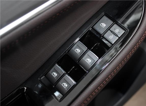 风行SX6 2018款 1.6L CVT豪华型 车厢座椅   门窗控制