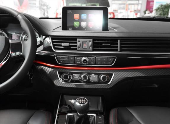 风行SX6 2019款 1.5T 手动豪华型 中控类   中控台