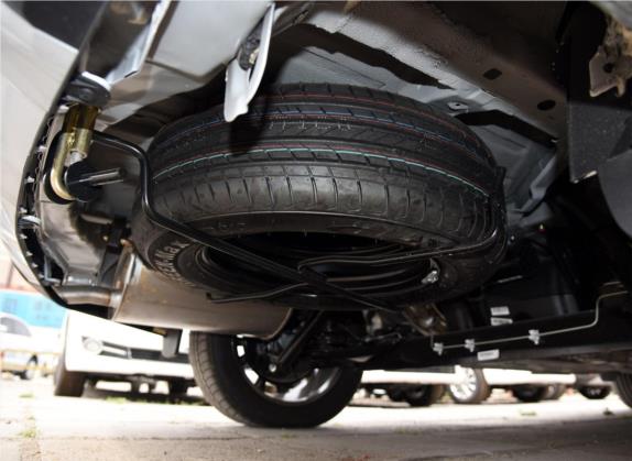 风行SX6 2019款 改款 1.6L 手动舒适型 国V 其他细节类   备胎